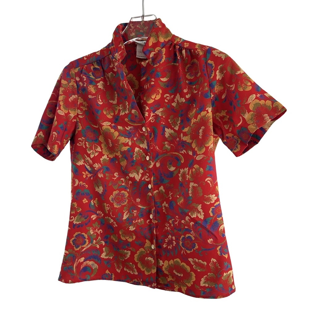 Red Floral Metallic-Accent Short Sleeve Button-Down Top - Picture 4 of 14